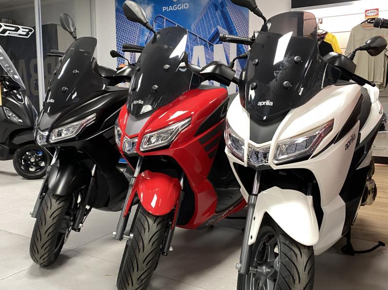 APRILIA SXR 50 neuf 0KM Garantie 48 Mois 