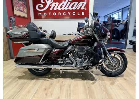 HARLEY-DAVIDSON TOURING ELECTRA GLIDE 1800 ULTRA CVO