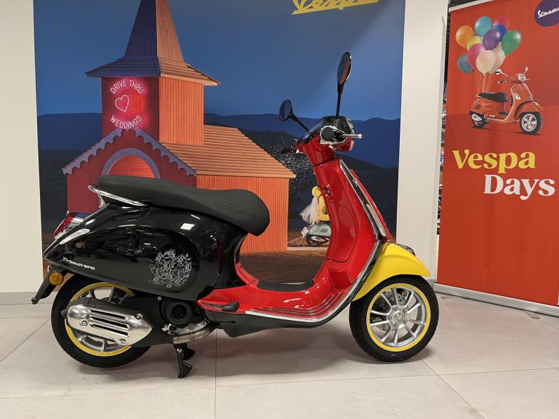 VESPA PRIMAVERA 50 WALT DISNEY neuf 0KM sous garantie