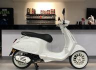 VESPA SPRINT 125 édition ultra rare Justin Bieber neuf 0KM sous garantie 