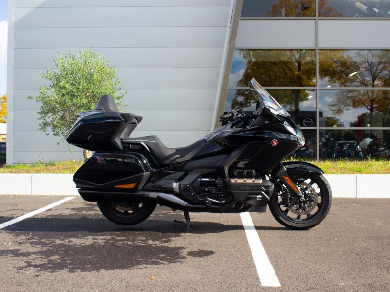 HONDA GOLDWING