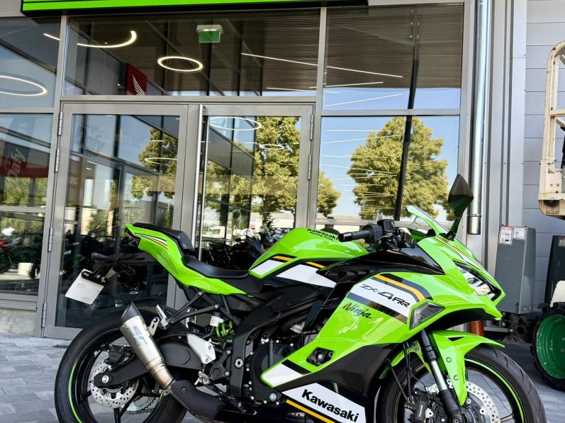 KAWASAKI Zx-4rr