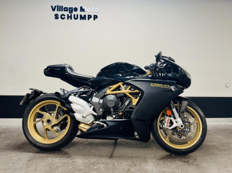 MV AGUSTA SUPERVELOCE 800 / MAGNIFIQUE